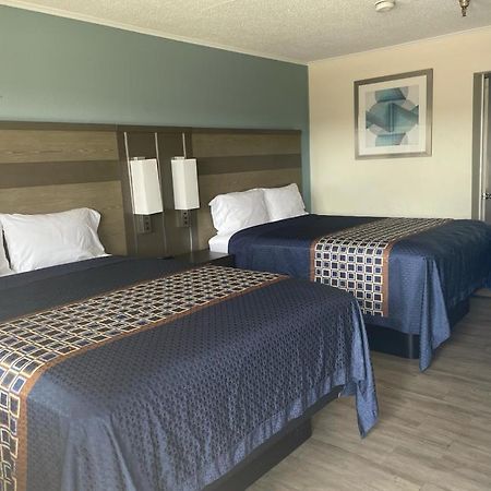 Executive Inn & Suites Beaumont Esterno foto