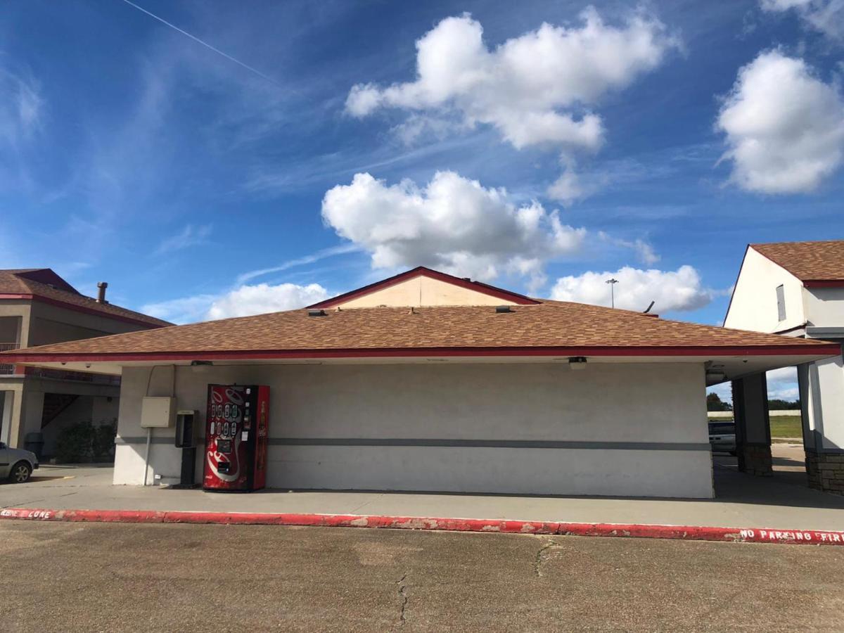 Executive Inn & Suites Beaumont Esterno foto