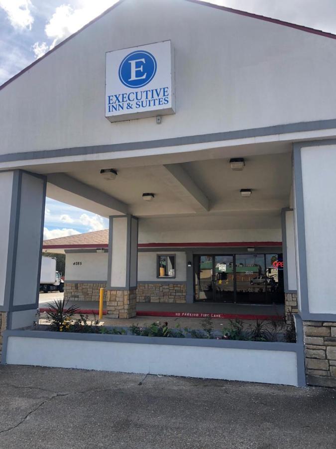 Executive Inn & Suites Beaumont Esterno foto