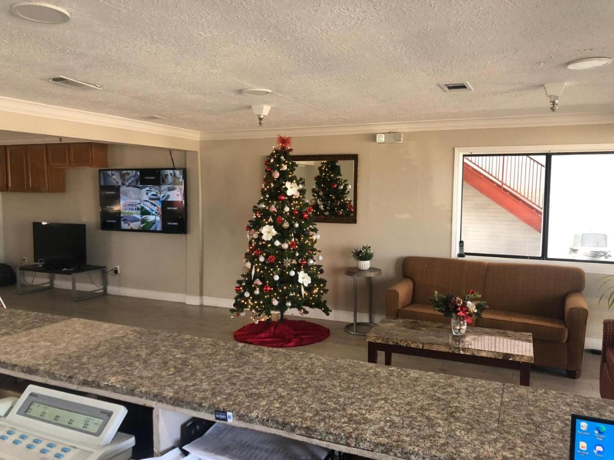 Executive Inn & Suites Beaumont Esterno foto